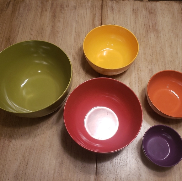 Michael Graves nesting mixing bowls - Picture 2 of 2